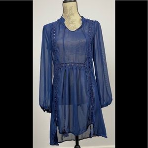 Romeo & Juliet Couture blue sheer dress